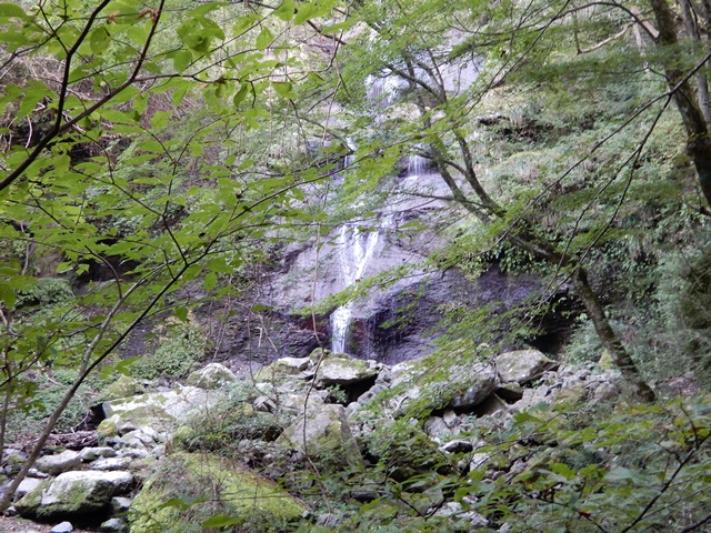 唐岬の滝