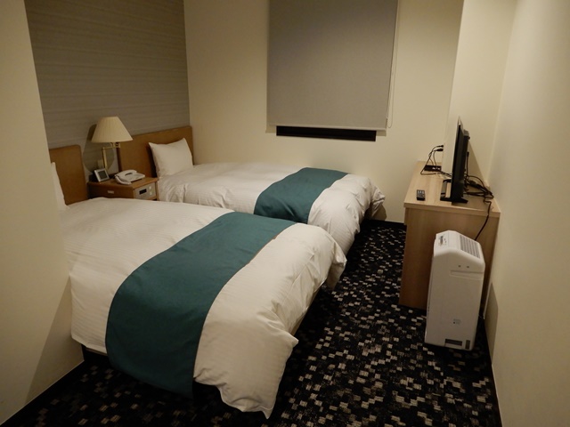 ホテル椿館　ベッド