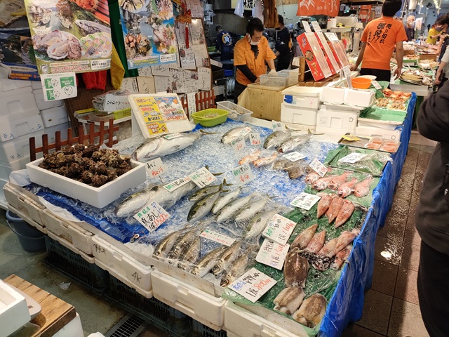 道の駅 舞鶴港とれとれセンター　海鮮市場