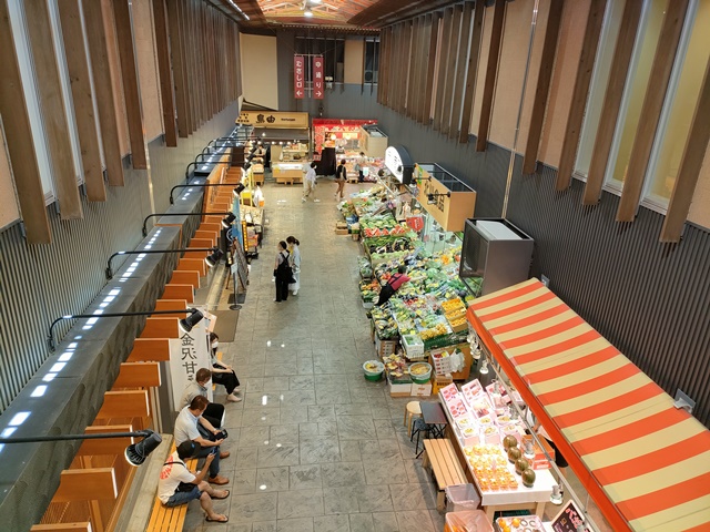 近江町市場（石川県）