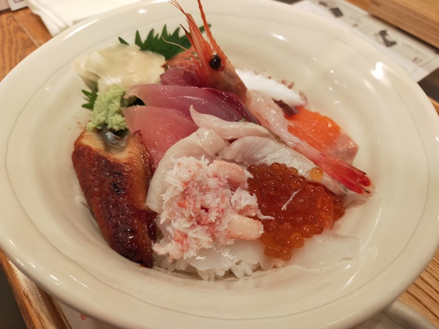 市の倉（石川県）大漁海鮮丼