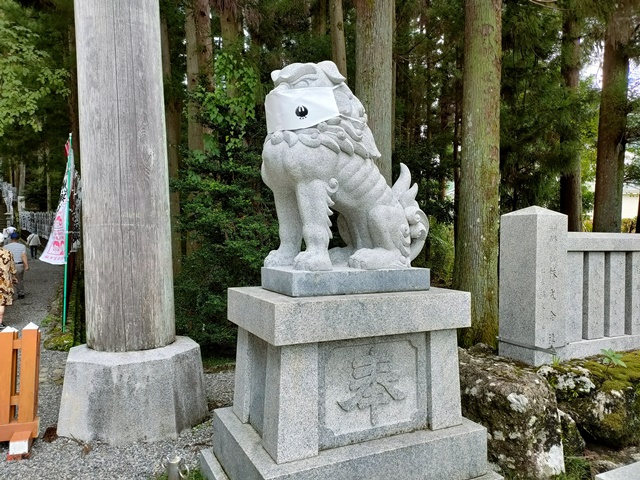 熊野本宮大社の狛犬