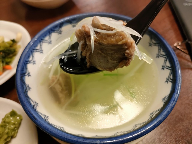 牛タン焼専門店「司」（仙台市）テールスープ