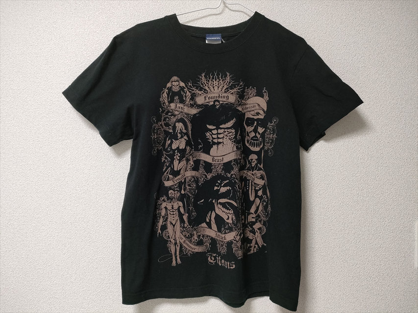 九つの巨人Tシャツ｜COSPA